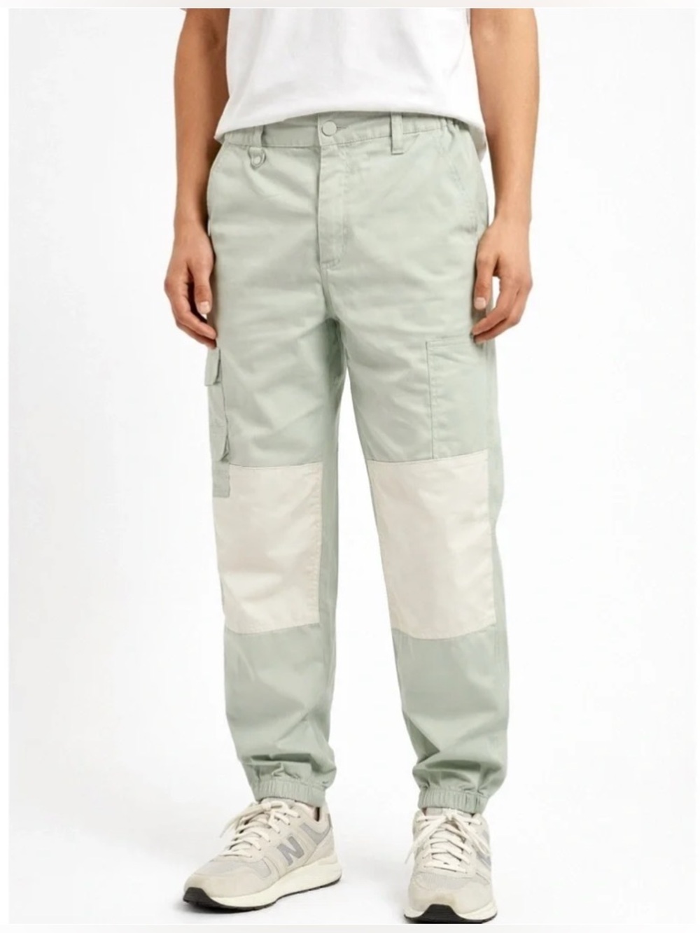 Men's Standard Cloth Two-Tone Mint/Cream Utility Cargo Pants in Medium